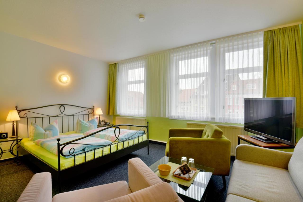ארנשטאדט Hotel Goldene Sonne מראה חיצוני תמונה