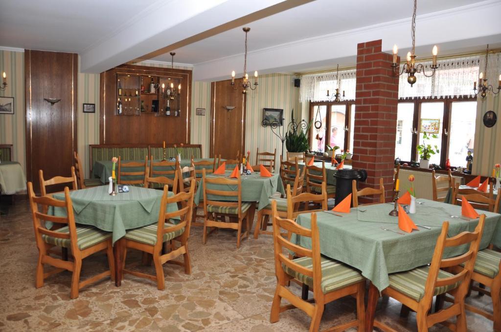 ארנשטאדט Hotel Goldene Sonne מראה חיצוני תמונה